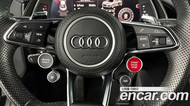 Audi R8 2017 — фото 13