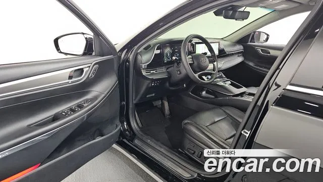 Hyundai Grandeur 2023 — фото 10