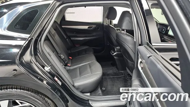 Hyundai Grandeur 2023 — фото 12