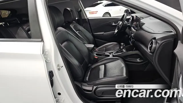 Hyundai Kona 2023 — фото 10