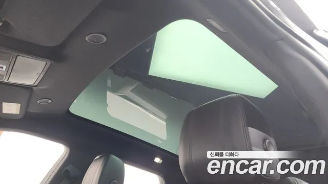 Land Rover Range Rover Evoque 2021 — фото 18
