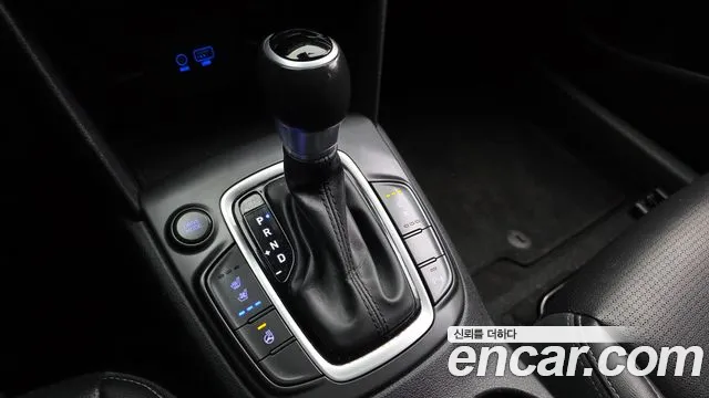 Hyundai Kona 2018 — фото 9