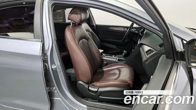 Hyundai Sonata 2017 — фото 12