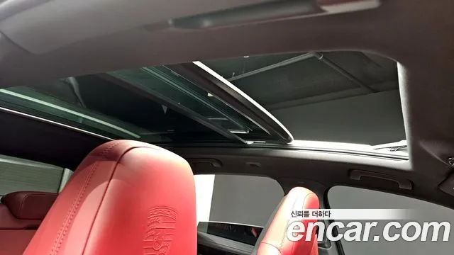 Porsche Cayenne 2019 — фото 18
