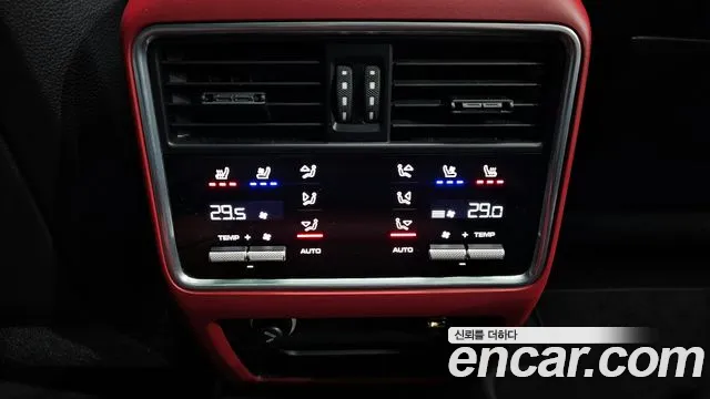 Porsche Cayenne 2019 — фото 19