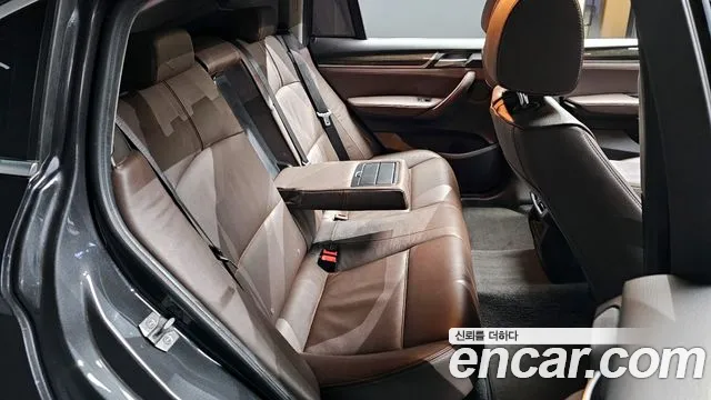 BMW X4 2015 — фото 12