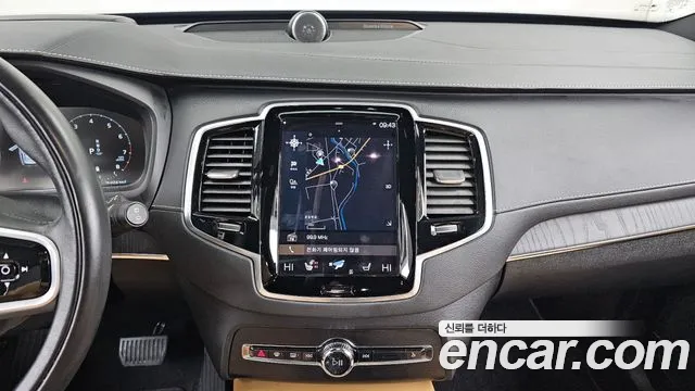 Volvo XC90 2024 — фото 14