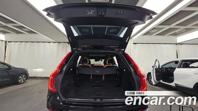 Volvo XC90 2024 — фото 20