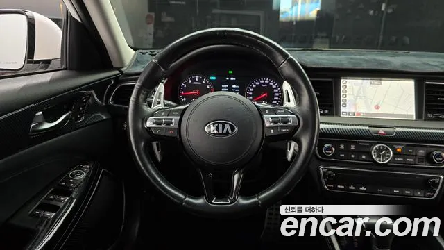 Kia K7 2017 — фото 13