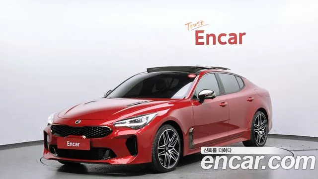 Kia Stinger 2021 — фото 1