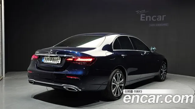 Mercedes-Benz E-Class 2021 — фото 2