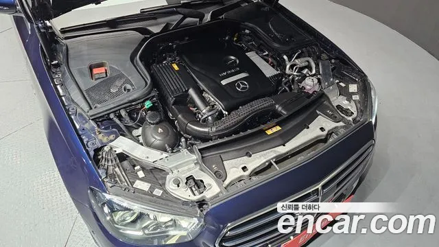 Mercedes-Benz E-Class 2021 — фото 6