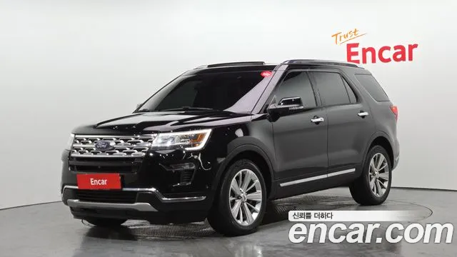 Ford Explorer 2018 — фото 1