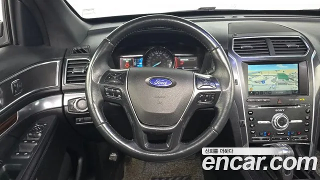 Ford Explorer 2018 — фото 13