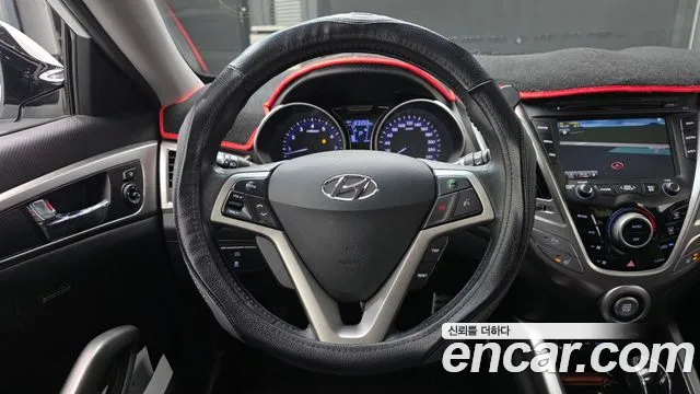Hyundai Veloster 2012 — фото 13