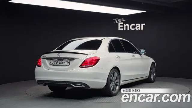 Mercedes-Benz C-Class 2018 — фото 2