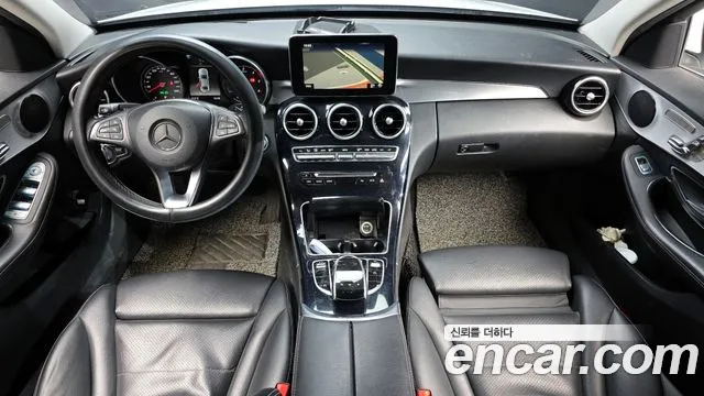 Mercedes-Benz C-Class 2018 — фото 7