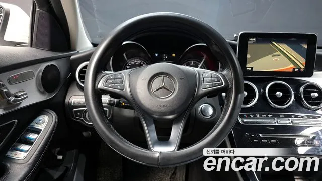Mercedes-Benz C-Class 2018 — фото 13