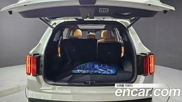 Kia Sorento 2023 — фото 20
