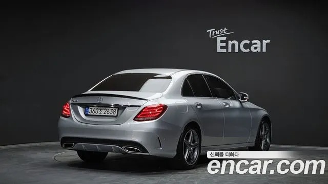 Mercedes-Benz C-Class 2017 — фото 2