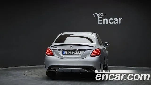Mercedes-Benz C-Class 2017 — фото 4