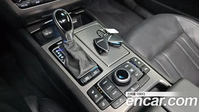 Hyundai Genesis 2015 — фото 9