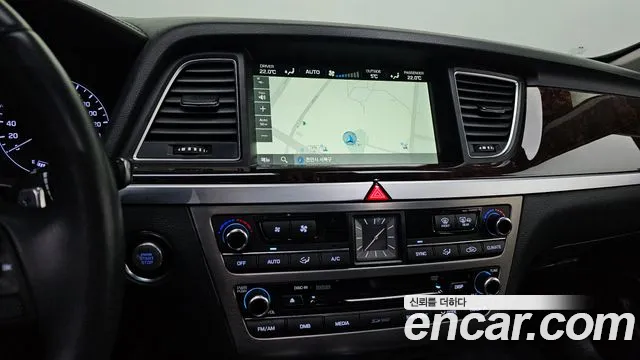 Hyundai Genesis 2015 — фото 15