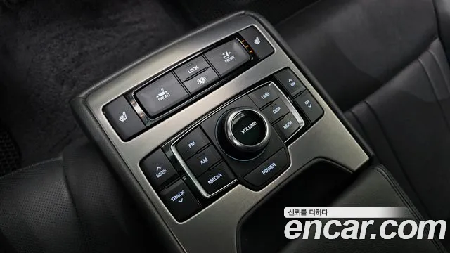 Hyundai Genesis 2015 — фото 20