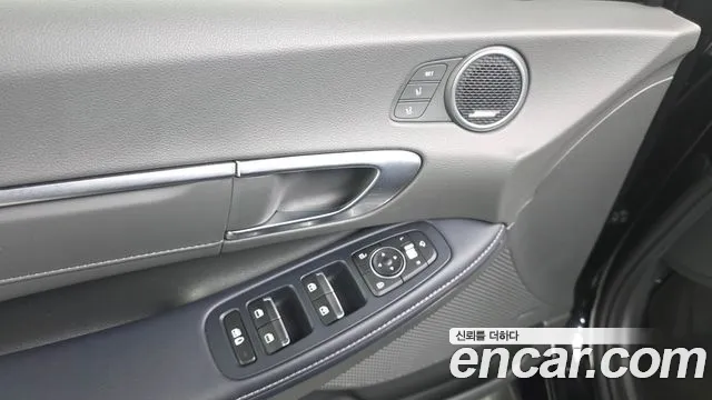 Hyundai Sonata 2021 — фото 17