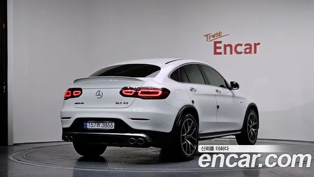 Mercedes-Benz GLC-Class 2021 — фото 2