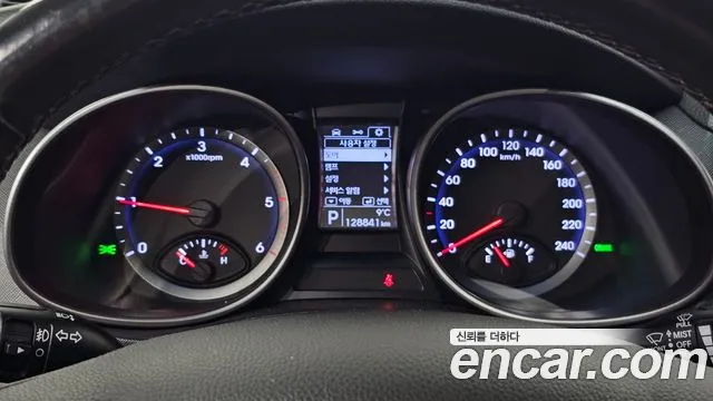 Hyundai Santafe 2015 — фото 8