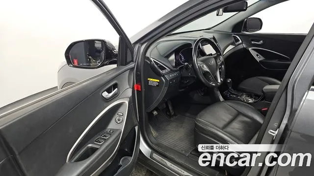Hyundai Santafe 2015 — фото 10