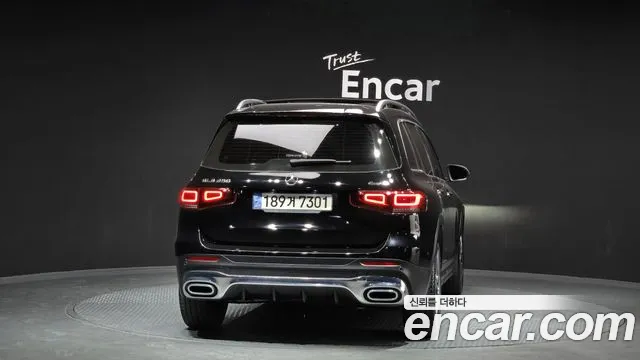 Mercedes-Benz GLB-Class 2023 — фото 4