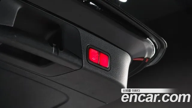 Mercedes-Benz GLB-Class 2023 — фото 20