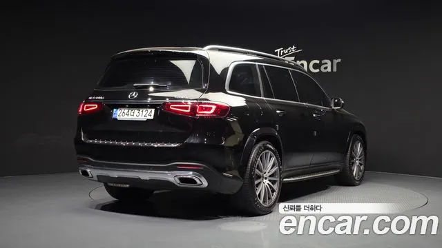 Mercedes-Benz GLS-Class 2023 — фото 2
