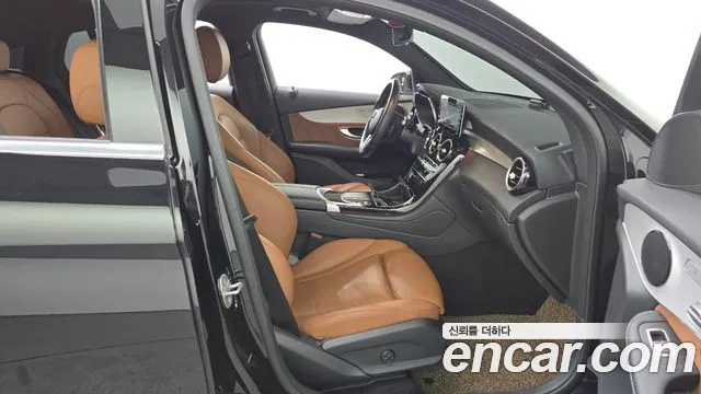 Mercedes-Benz GLC-Class 2021 — фото 11
