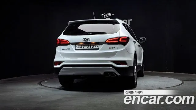 Hyundai Santafe 2016 — фото 4