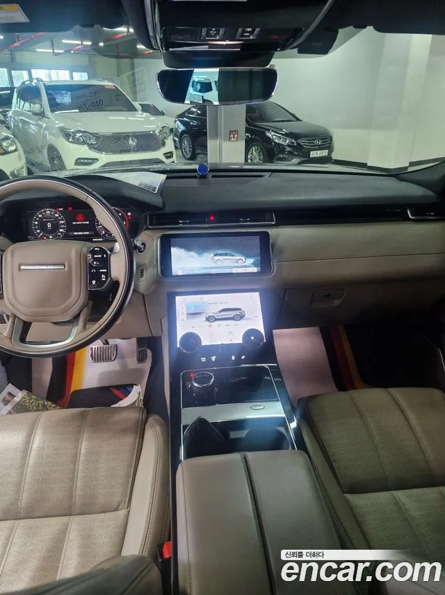 Land Rover Range Rover Velar 2018 — фото 7