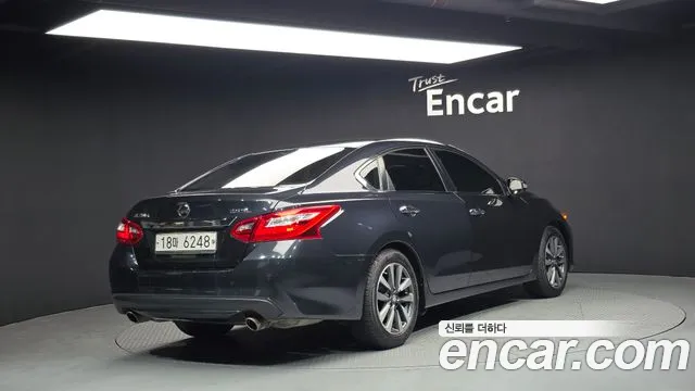Nissan Altima 2017 — фото 2