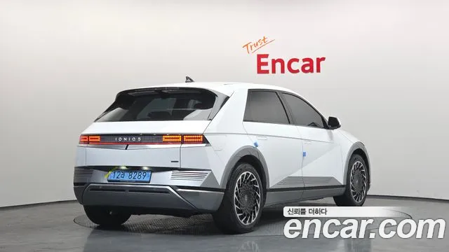 Hyundai Ioniq5 2022 — фото 2
