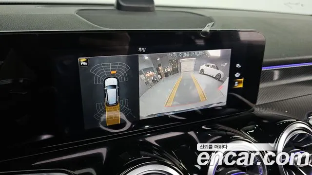 Mercedes-Benz GLB-Class 2021 — фото 15