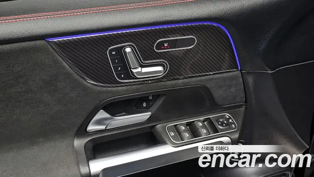 Mercedes-Benz GLB-Class 2021 — фото 19