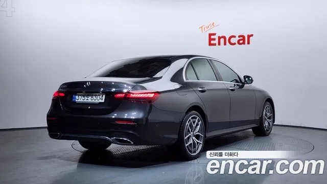 Mercedes-Benz E-Class 2022 — фото 2