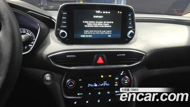 Hyundai Santafe 2019 — фото 12