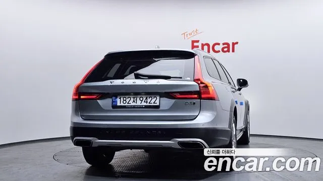 Volvo V90 2017 — фото 4