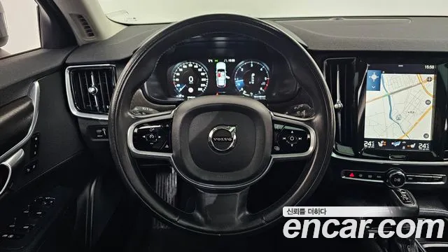 Volvo V90 2017 — фото 13