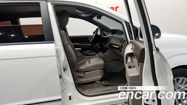 KG_Mobility_Ssangyong KORANDO 2014 — фото 11