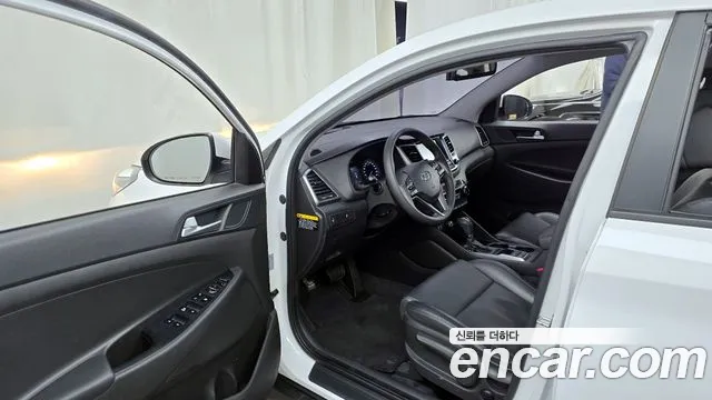 Hyundai Tucson 2016 — фото 10