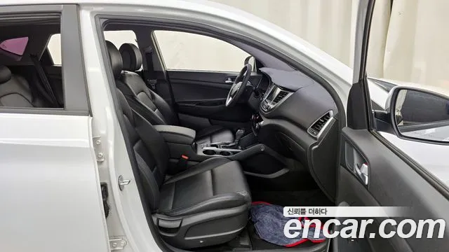 Hyundai Tucson 2016 — фото 11