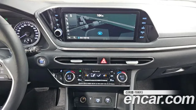 Hyundai Sonata 2021 — фото 16